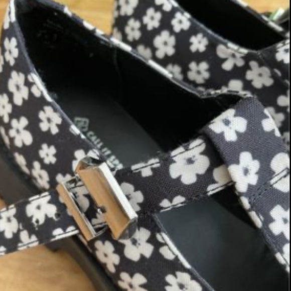 Platform shoes - Picture 3 of 3